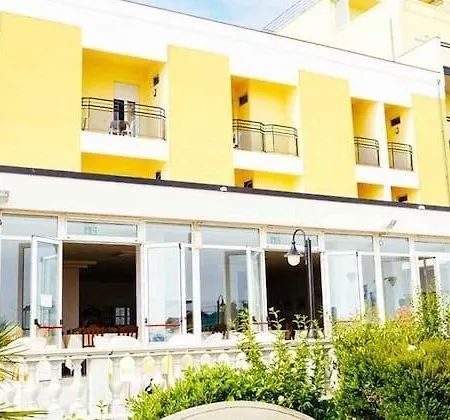 Hotel Royal