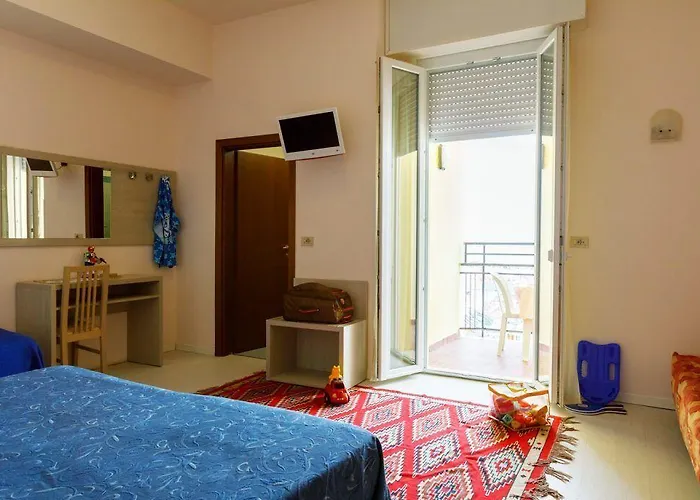 Royal Hotel