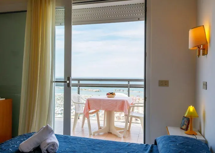 Royal Hotel 3*